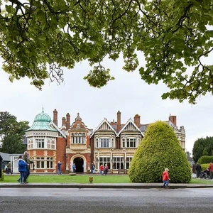 Bletchley Park - Pennywood Tours