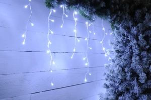 240 snowing icicle lights - white - 4 way - image 2